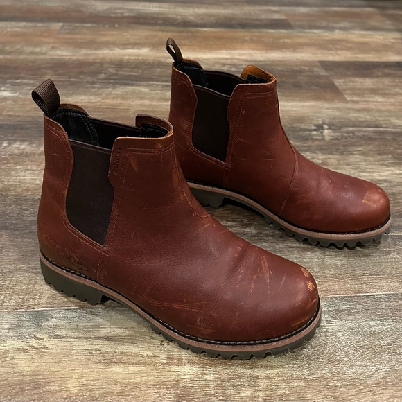 Chaco Fields Chelsea Waterproof Boots Women’s Size 10